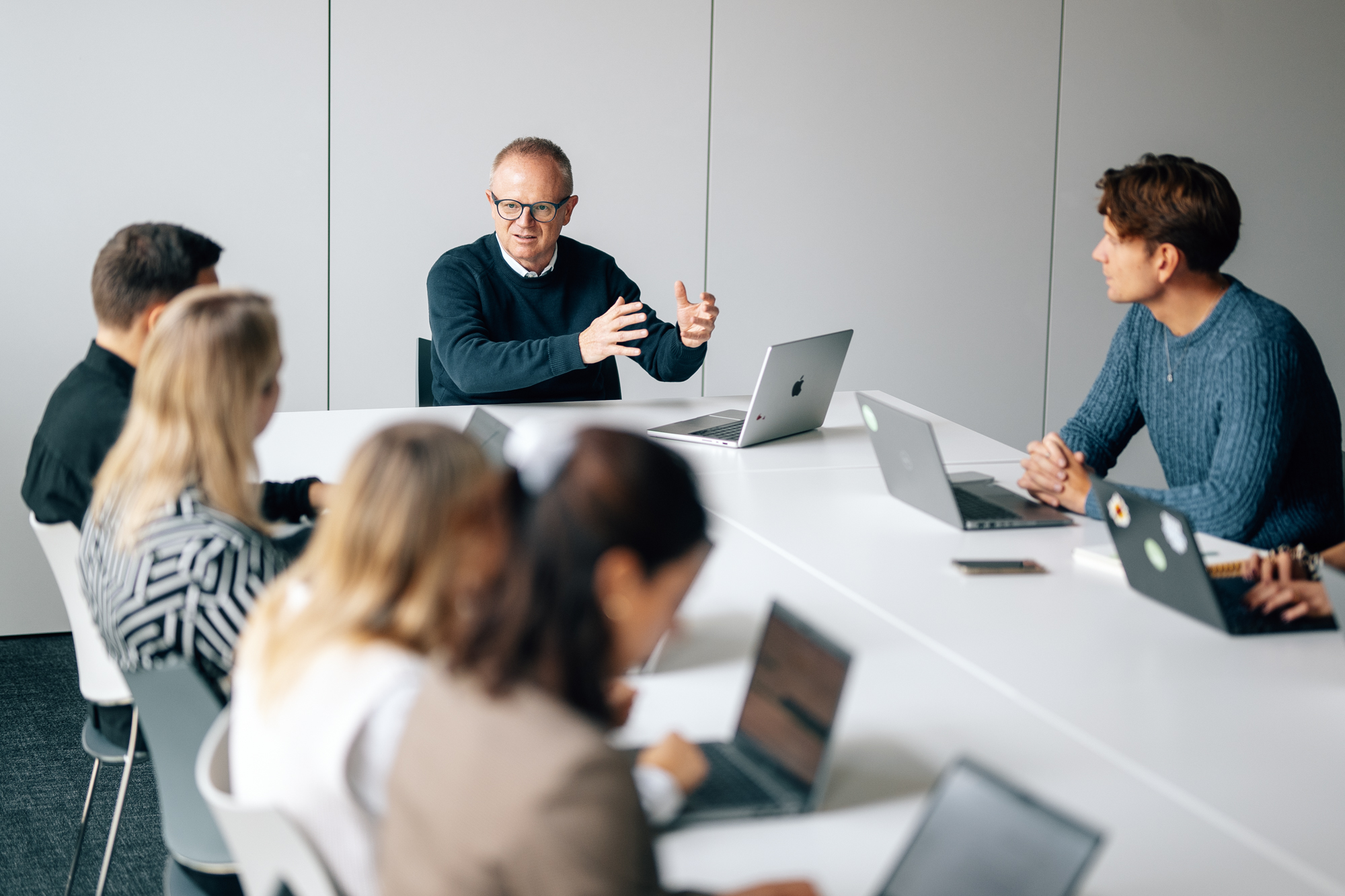 Teambesprechung Docleads.